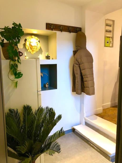 La Lover'S Jungle Pont-Sur-Yonne Bagian luar foto