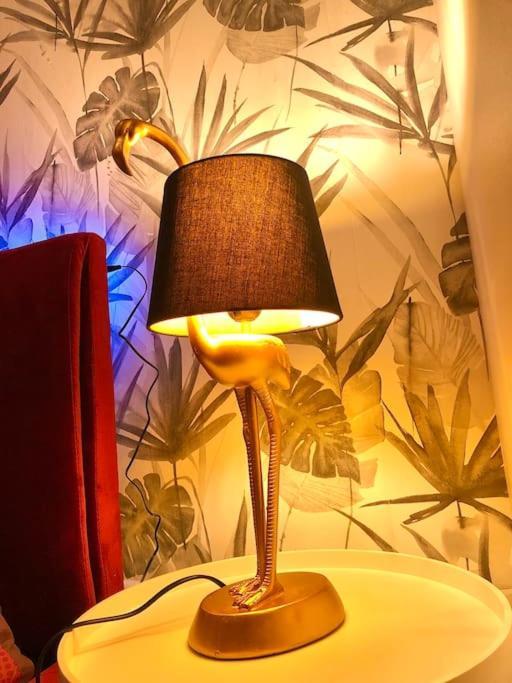 La Lover'S Jungle Pont-Sur-Yonne Bagian luar foto